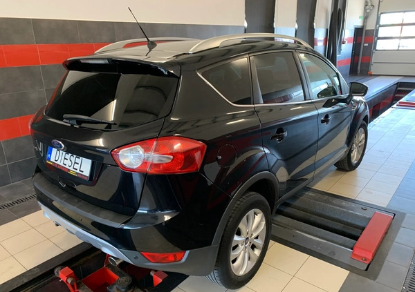 Ford Kuga cena 38900 przebieg: 215000, rok produkcji 2011 z Przeworsk małe 137